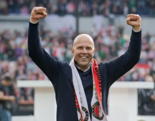 利物浦坚定支持主帅斯洛特,赛季末评估成关键节点